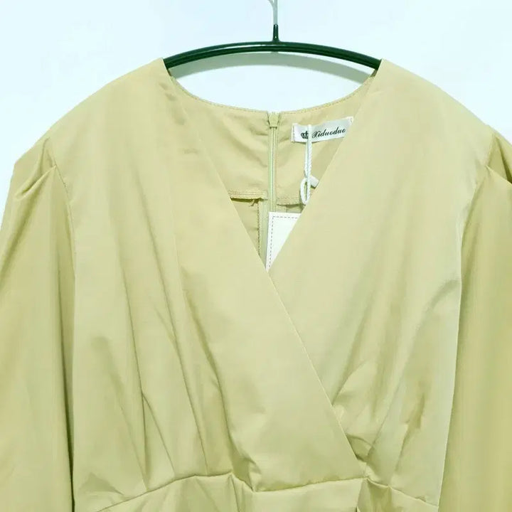 [SOLD OUT] 브이넥 랩스타일 원피스 M_M2515
