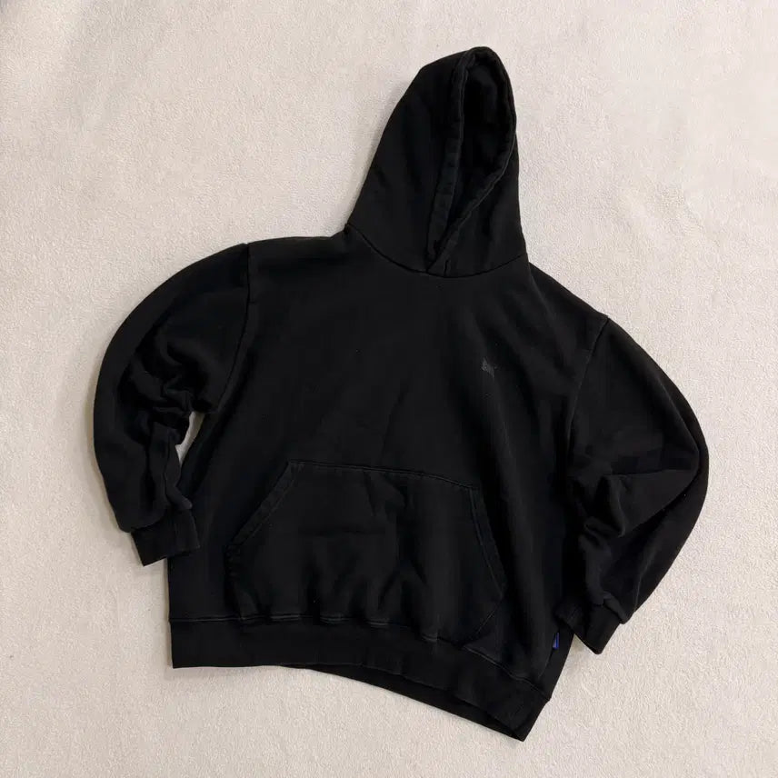 [SOLD OUT] L 브라운브레스 스몰로고 후드티 0622T1