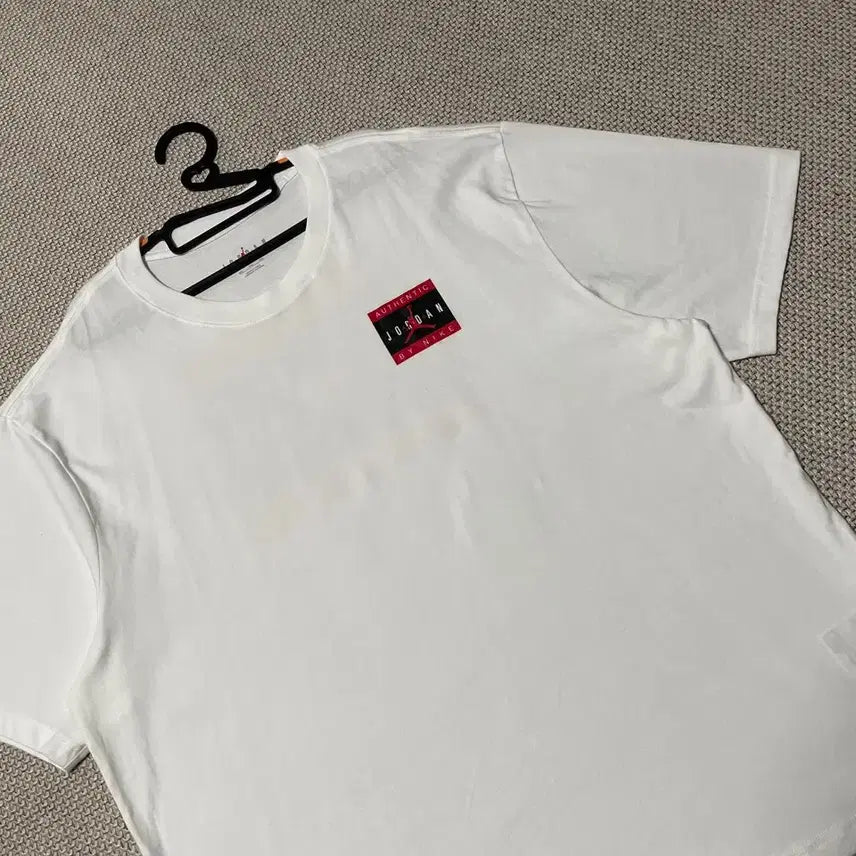 [SOLD OUT] 2XL 나이키 조던 라운드 반팔 25SS B.8249