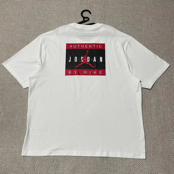 [SOLD OUT] 2XL 나이키 조던 라운드 반팔 25SS B.8249