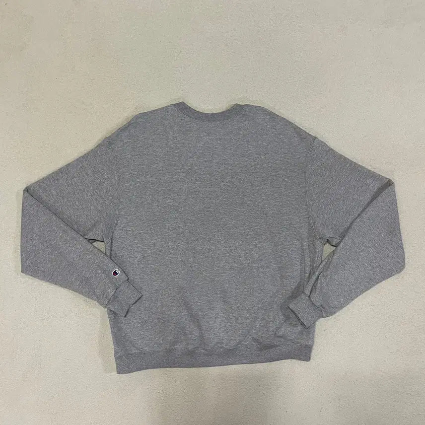 [SOLD OUT] XL 챔피온 라운드 맨투맨 B.971
