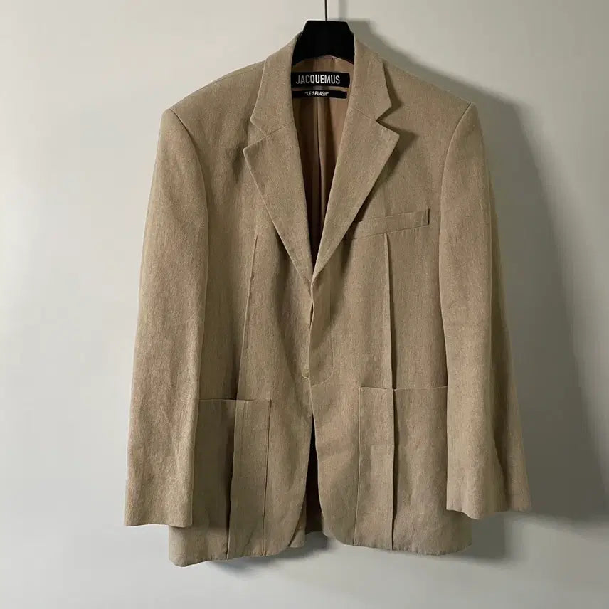 [SOLD OUT] 자크뮈스 라 베스테 스퀘어 린넨 블레이저 (on.1026)