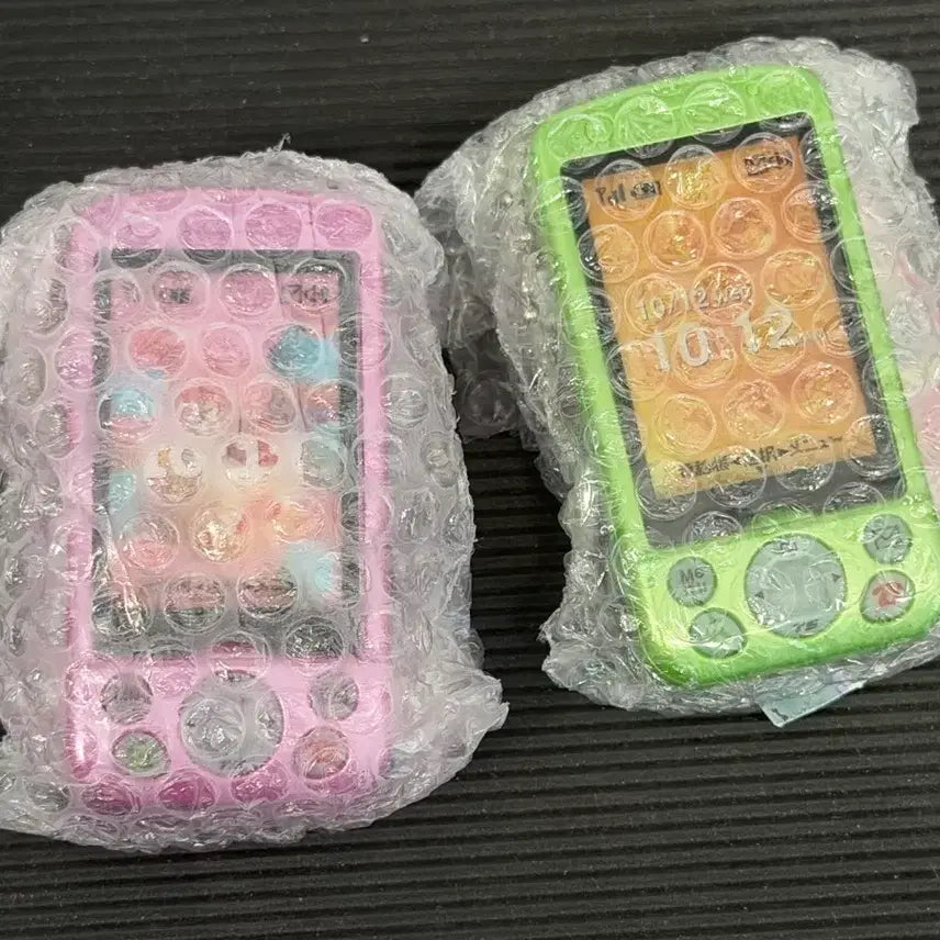 [SOLD OUT] 슬라이드폰 핑크 초록 일괄 핸드폰 가챠