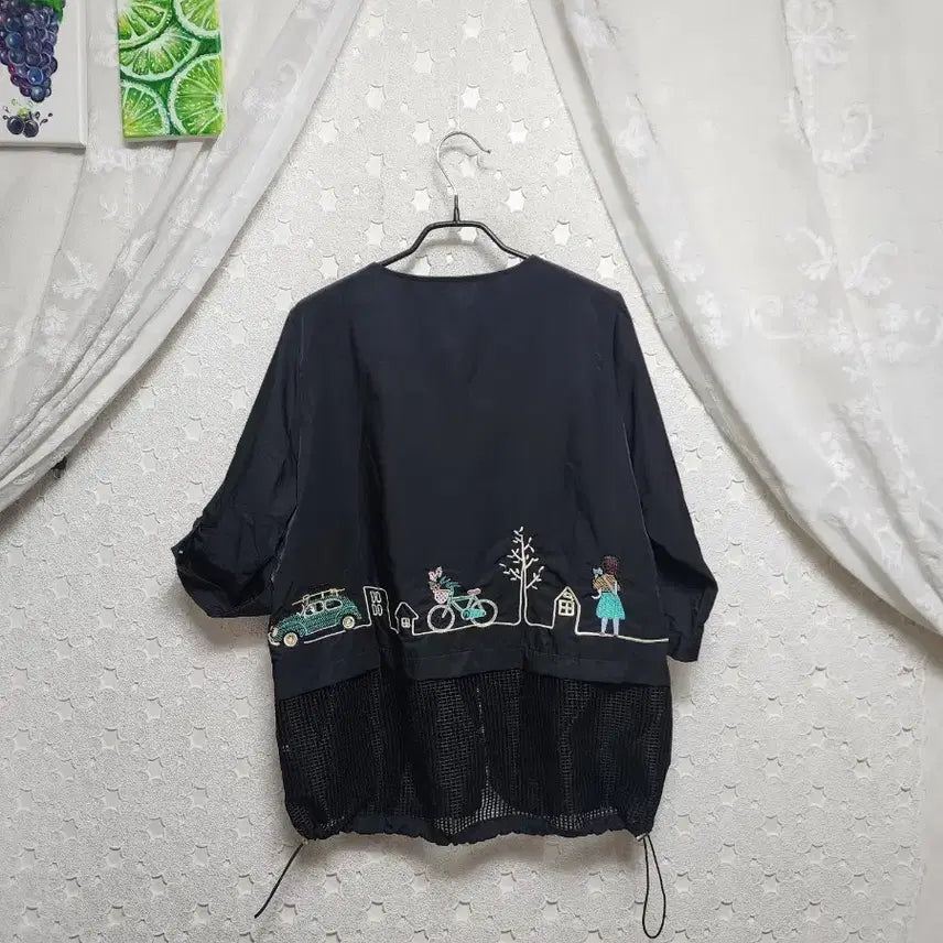 [SOLD OUT] 블랙 자수 반팔집업 여성77