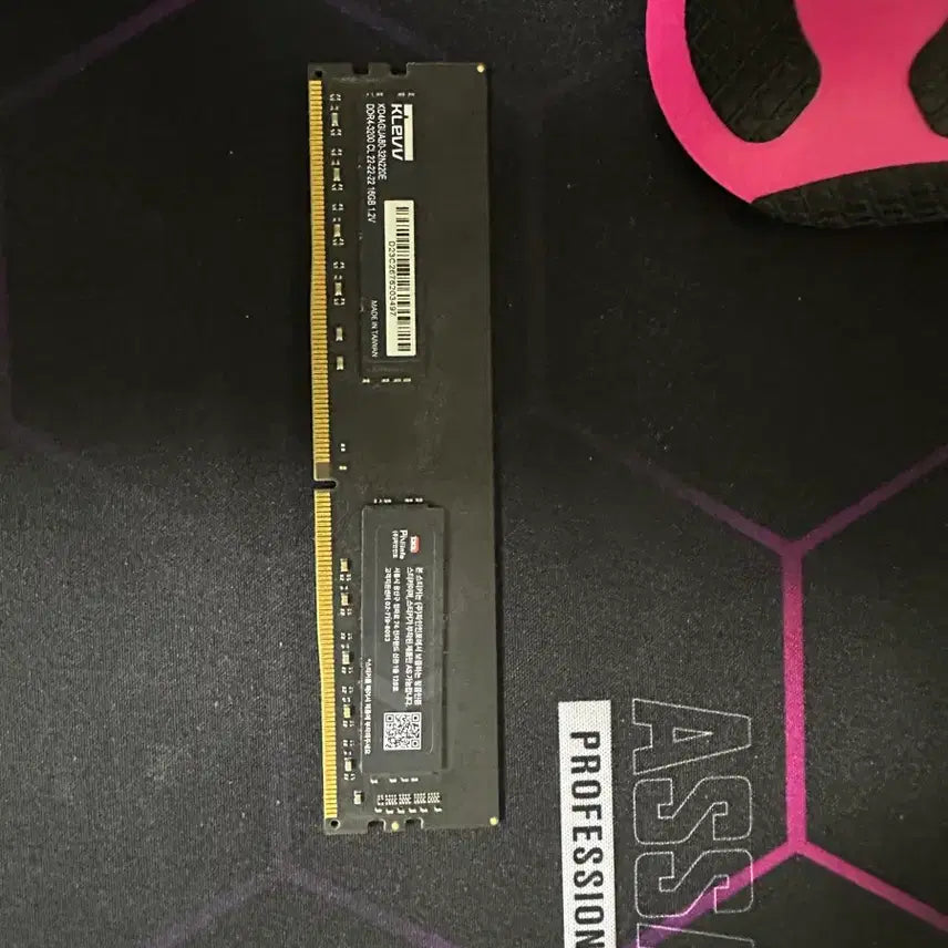 [SOLD OUT] KLEVV DDR4-3200 16gb