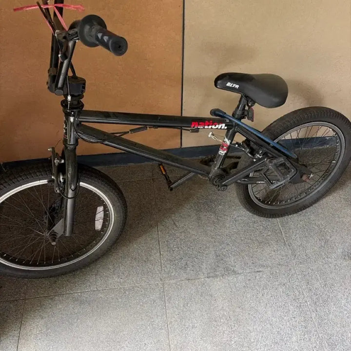 [SOLD OUT] 블랙타이판 bmx