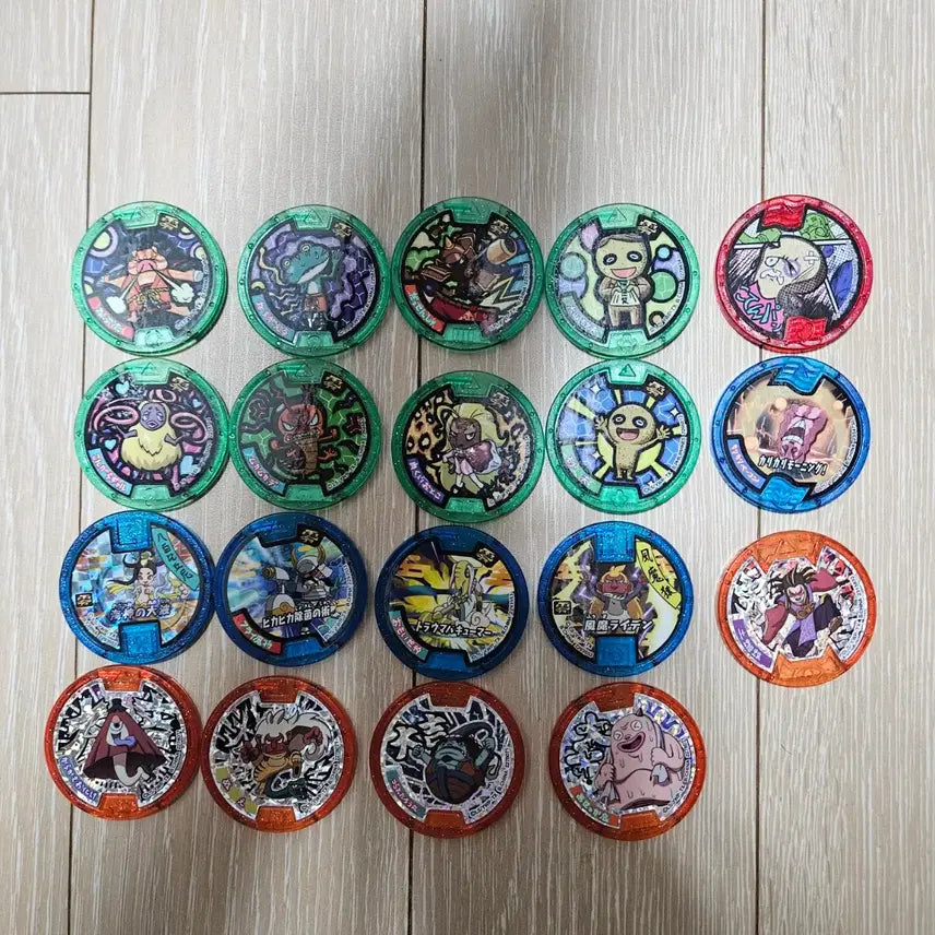 [SOLD OUT] (일본판) 요괴메달 19개 + 보관 케이스