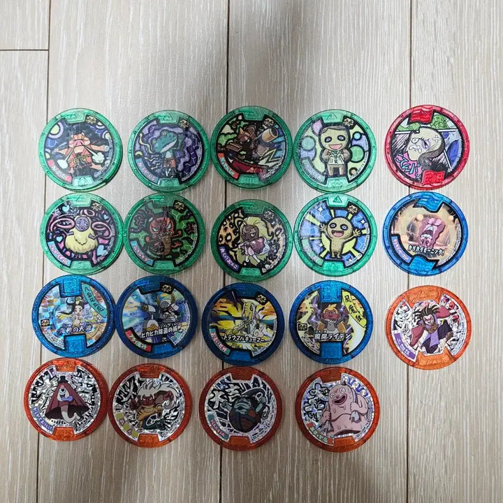 [SOLD OUT] (일본판) 요괴메달 19개 + 보관 케이스