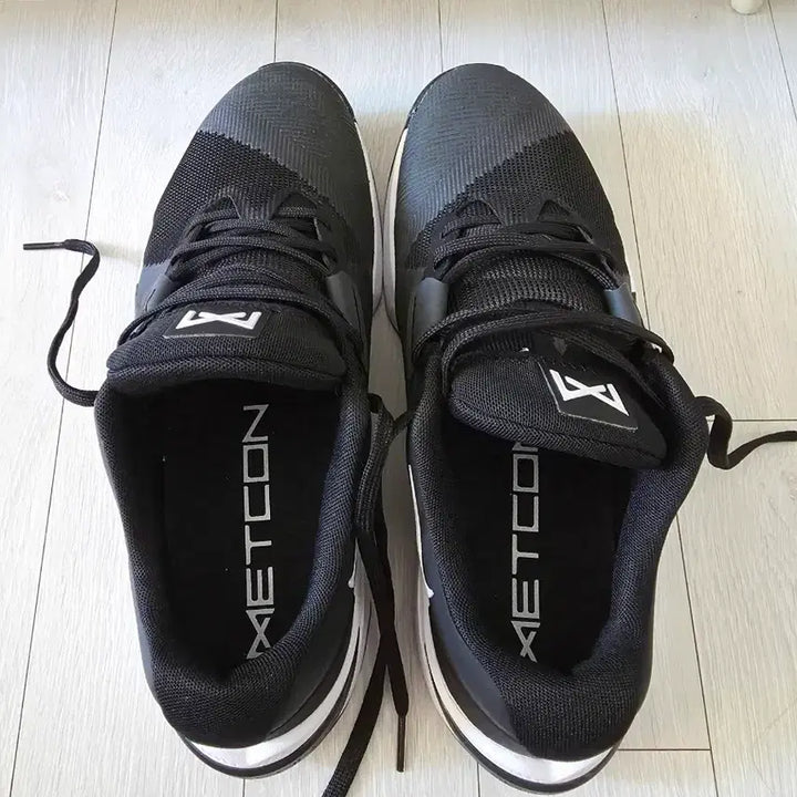 [SOLD OUT] 나이키 매트콘 10  285