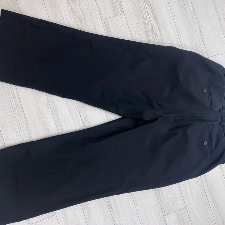 [SOLD OUT] 무탠다드 리얼 와이드핏 블랙 팬츠