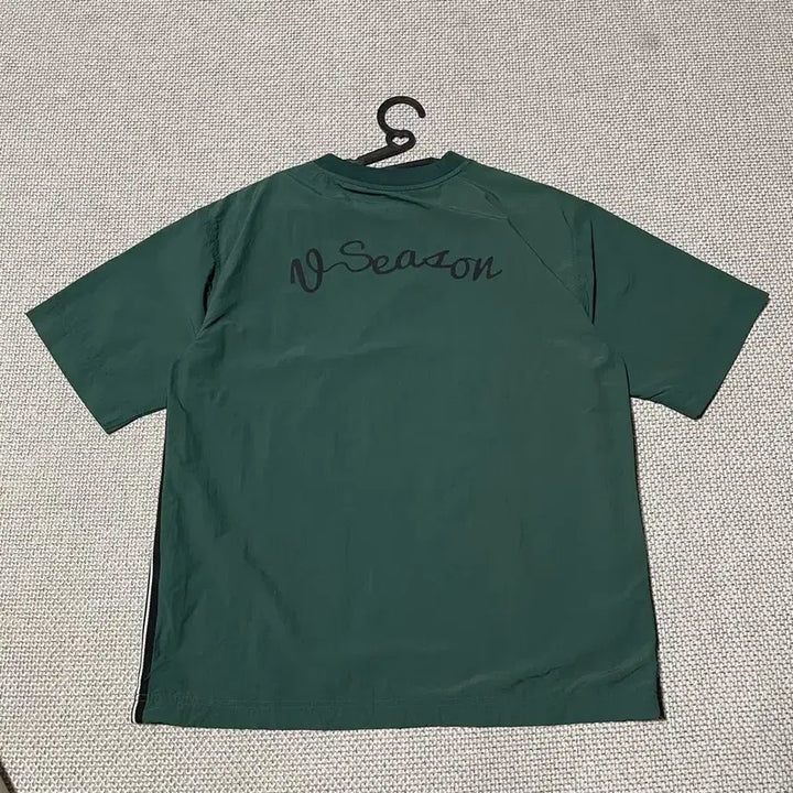 [SOLD OUT] XL 브이시즌 골프 반팔 웜업 B.8298