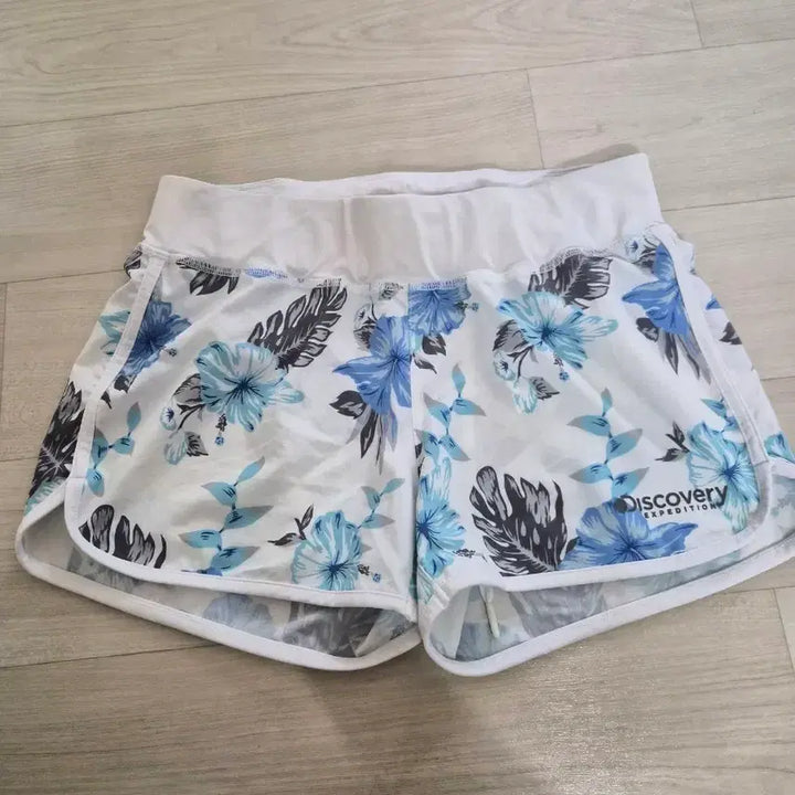 [BUNJANG] Discovery Flower Pattern Shorts / 디스커버리 플라워 패턴 반바지 허리둘레72