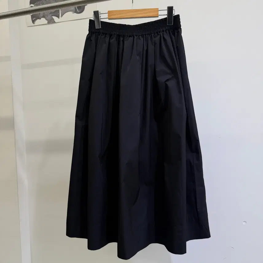 [BUNJANG] LESSAGE Black Long Skirt (Made in Japan) / LESSAGE (Made in Japan) 블랙 롱스커트