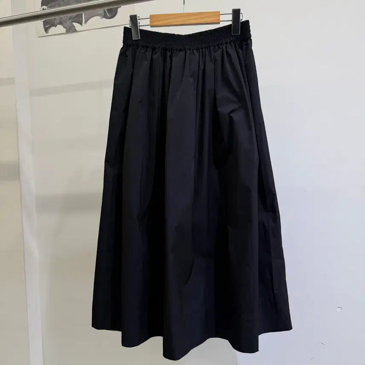 [BUNJANG] LESSAGE Black Long Skirt (Made in Japan) / LESSAGE (Made in Japan) 블랙 롱스커트