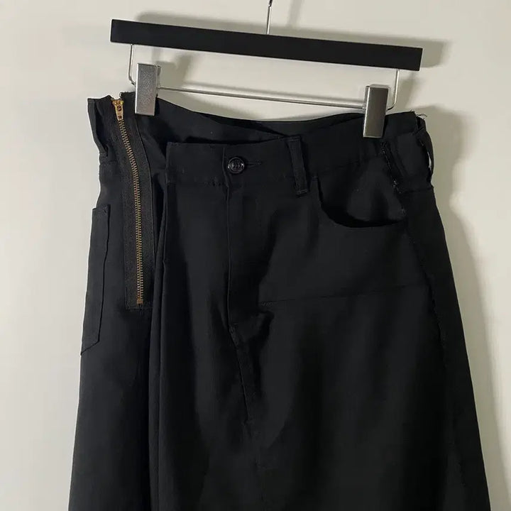 [BUNJANG] Junya Watanabe Asymmetrical Black Skirt / 준야와타나베 비대칭 블랙 스커트 (onp.68)