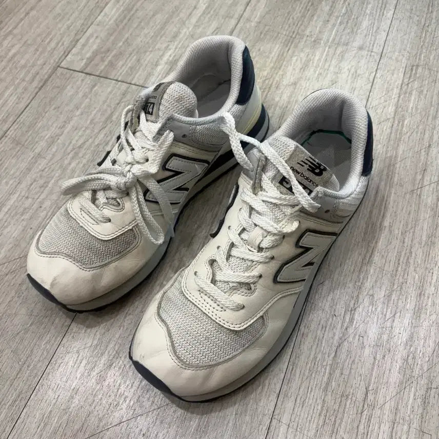 [BUNJANG] New Balance 574 Sneakers 265mm / 뉴발 574 265mm