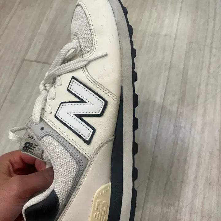 [BUNJANG] New Balance 574 Sneakers 265mm / 뉴발 574 265mm
