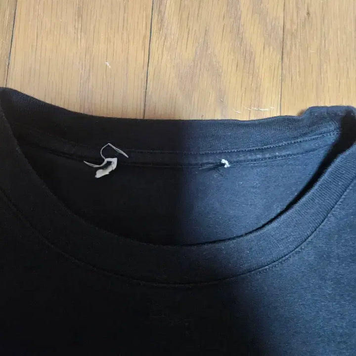 [BUNJANG] Maison Kitsuné Short-Sleeve T-Shirt with Fox Graphic / 메종키츠네 반팔티 목텍떨어짐