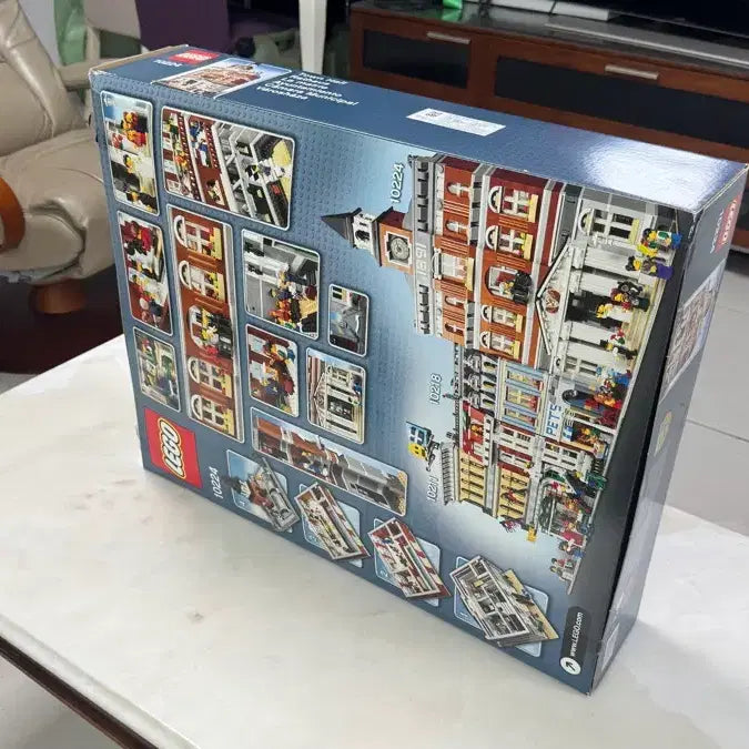 [BUNJANG] LEGO Creator Expert Town Hall 10224 Building Set / 레고 10224 시청 타운홀