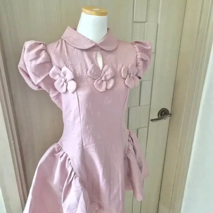 [BUNJANG] Light Purple Floral Lace Puff Sleeve Midi Dress / 연보라색 플로럴 레이스 퍼프 소매 원피스