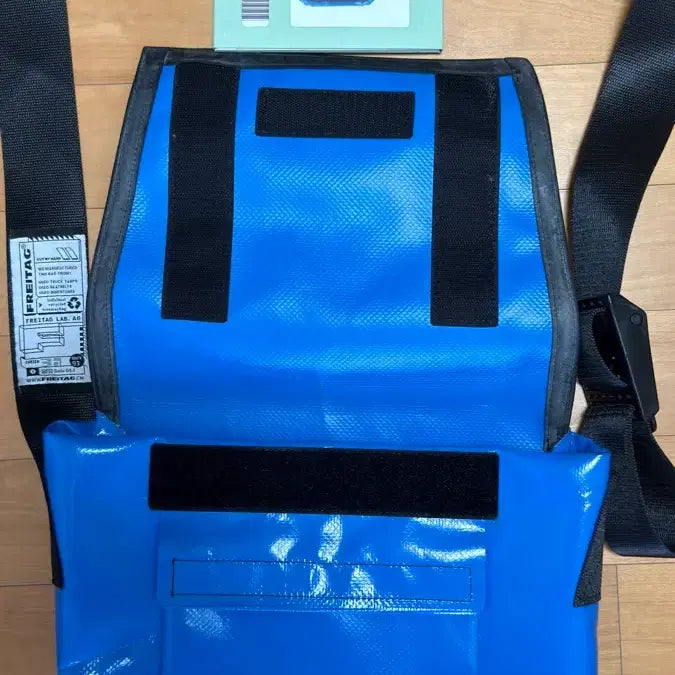[BUNJANG] Freitag F11 Lassie Messenger Bag / 프라이탁 라씨 (민트택 보유)