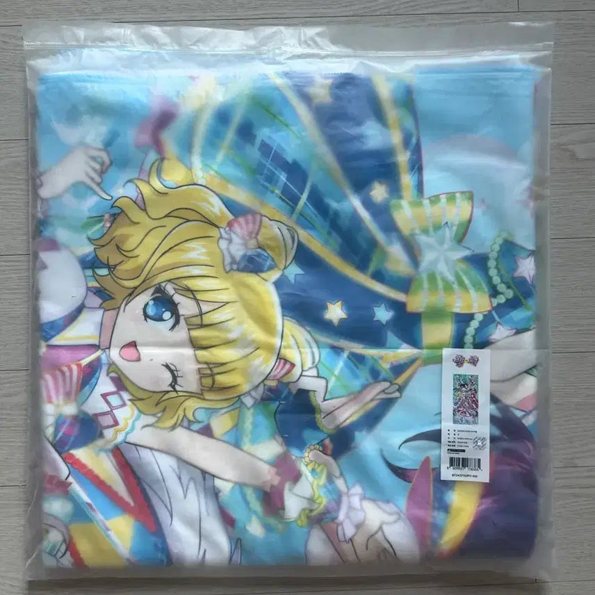 [BUNJANG] Pripara V Square 10th Anniversary Pop-up Beach Towel (Sealed) / 프리파라 브이스퀘어 10주년 팝업 비치타월 미개봉