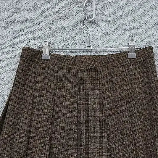 [BUNJANG] 8seconds Brown Check Pleated Skirt (L) / 에잇세컨즈 체크 브라운 스커트 73(L)