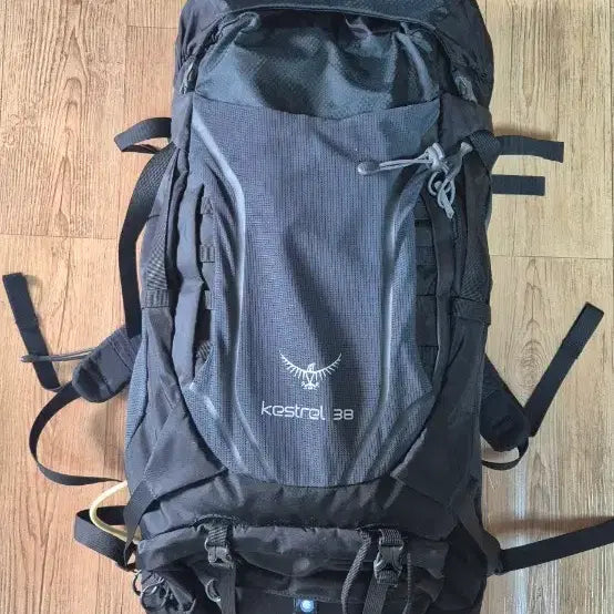 [BUNJANG] Osprey Kestrel 38 Backpack Black / 오스프리 KESTREL 38 등산 배낭 블랙