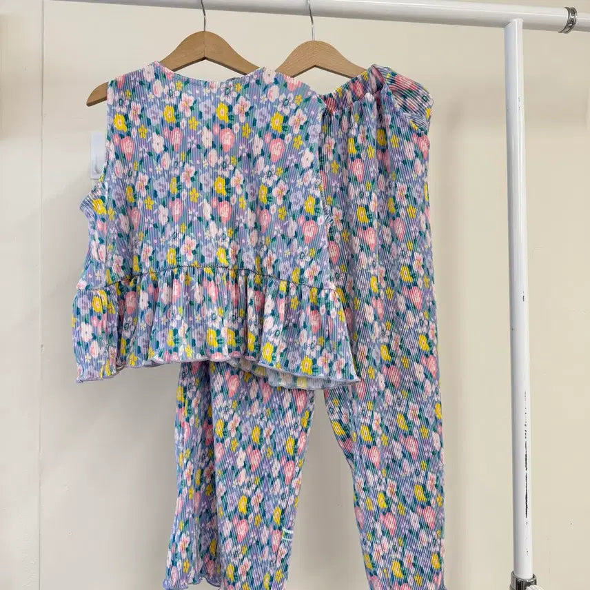 [BUNJANG] Bebejou Pleats Top &amp; Bottom Set / (130) 베베쥬 플리츠 상하세트