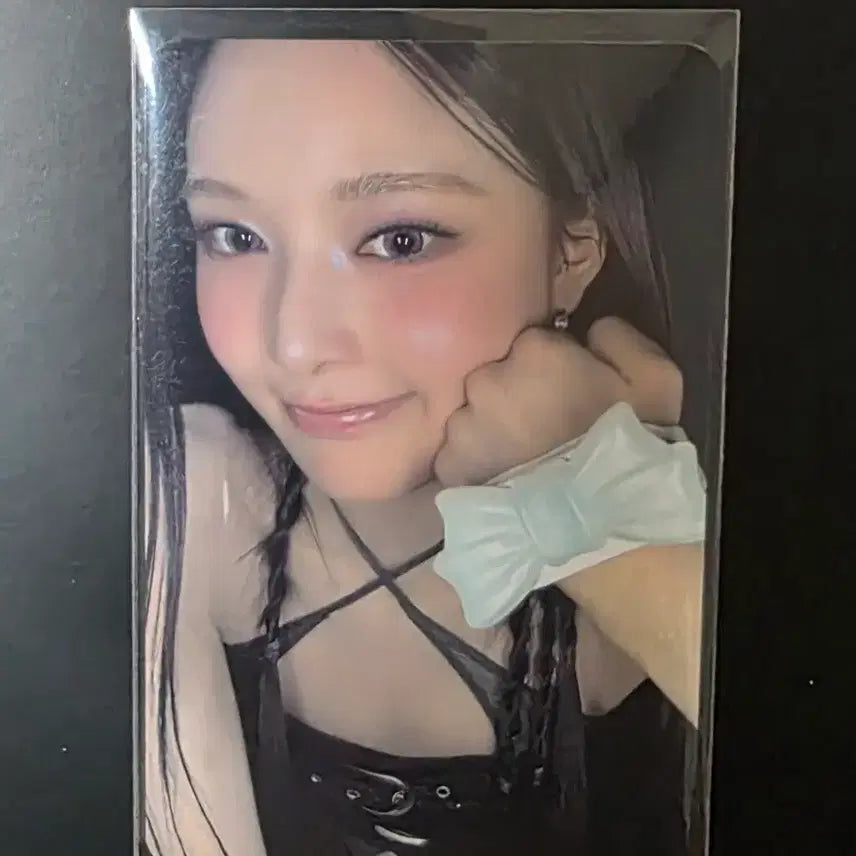 [BUNJANG] Izna Jimin 2nd Week Studio Live Photocard / 이즈나 지민 2주차 공방 포카