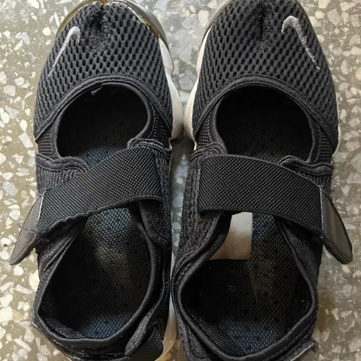 [BUNJANG] Nike Air Rift Tabi Black (230) / 나이키 에어 리프트 타비 블랙 230