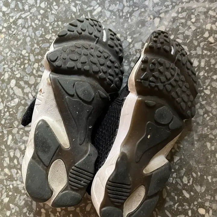 [BUNJANG] Nike Air Rift Tabi Black (230) / 나이키 에어 리프트 타비 블랙 230