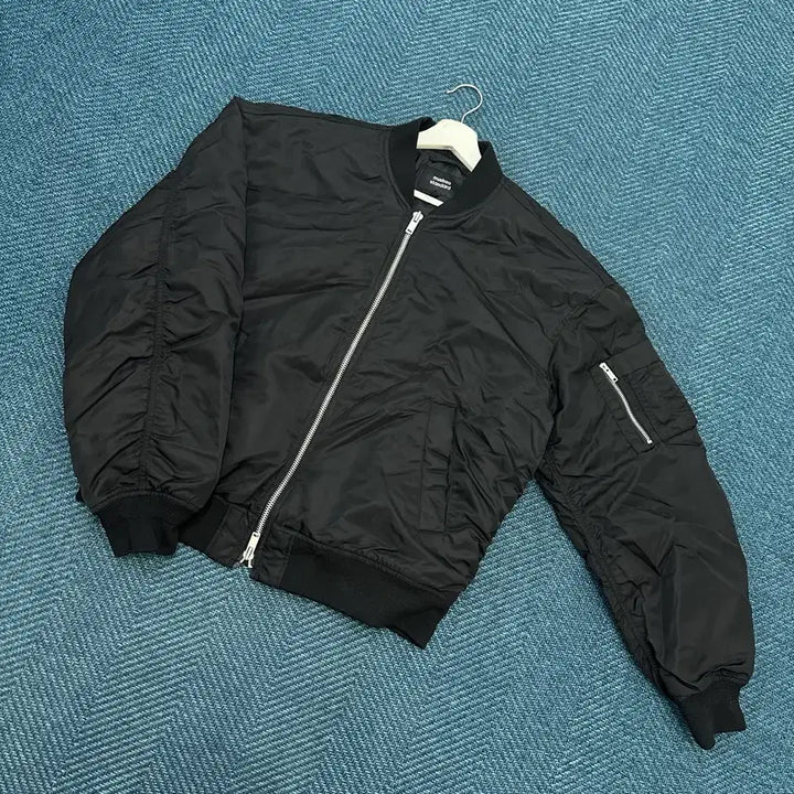 [BUNJANG] Musinsa Standard MA-1 Flight Jumper / [L] 무신사스탠다드 항공 점퍼 MA-1 만원샵