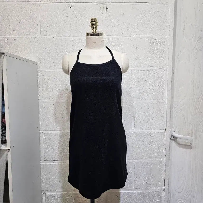 [BUNJANG] Semi A-Line Terry Cloth Halterneck Dress - Black / 세미a라인 타올재질의 홀터넥 원피스- 블랙