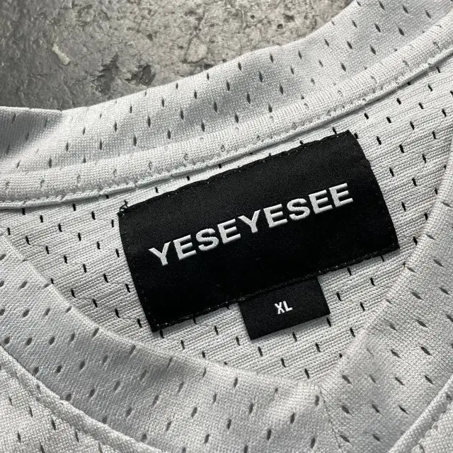 [BUNJANG] YesEyesee 105 Half-Sleeve Football Jersey / 105 예스아이씨 반팔 풋볼 져지