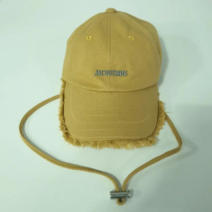 [BUNJANG] Jacquemus Le Chapeau Casquette Artichoke Fringe Baseball Cap Light Yellow / 자크뮈스 라 카스케트 아티초크 프린지 베이스 볼캡 라이트 옐로우