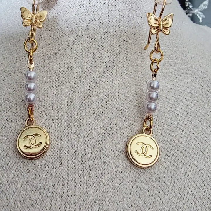 [BUNJANG] Chanel Beauty Reform Butterfly Pearl Drop Earrings / 리폼) 샤넬참 나비 진주 드롭 이어링