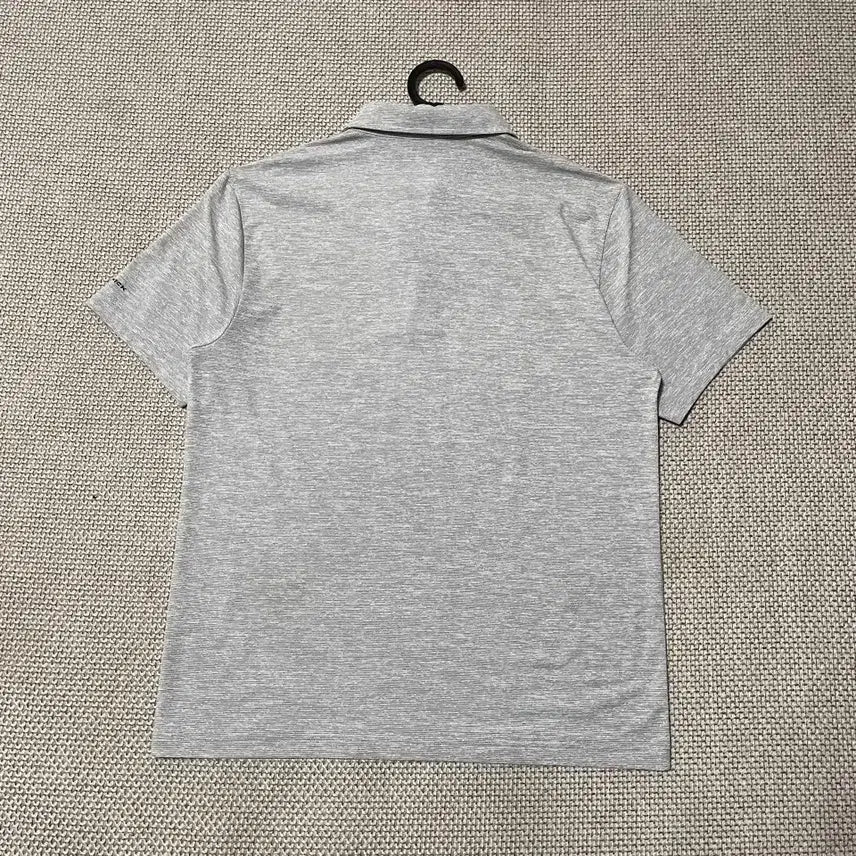 [BUNJANG] Columbia Short-Sleeve Collar T-Shirt Size L (100) / L 컬럼비아 반팔 카라티셔츠 B.8252