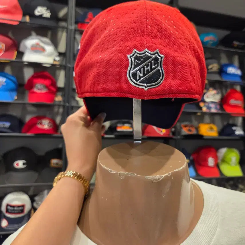 [BUNJANG] Adidas Authentic NHL Montreal Canadiens Cap / [아디다스정품] USA 모자 NHL 어센틱 프로/몬트리올 캐나디언스