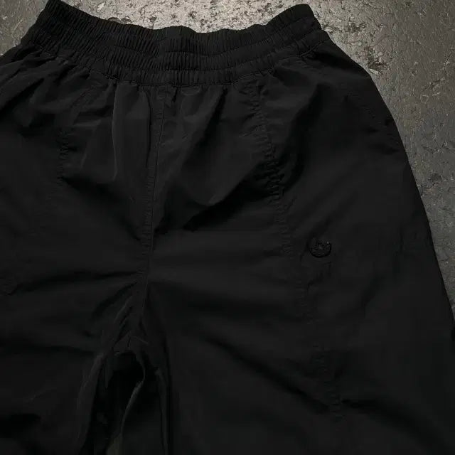 [BUNJANG] Adidas 95 Nylon Jogger Pants / 95 아디다스 나일론 조거팬츠