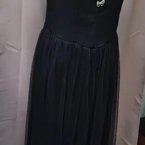 [BUNJANG] Pearl Embellished Black Dress / 진주 장식 블랙 드레스