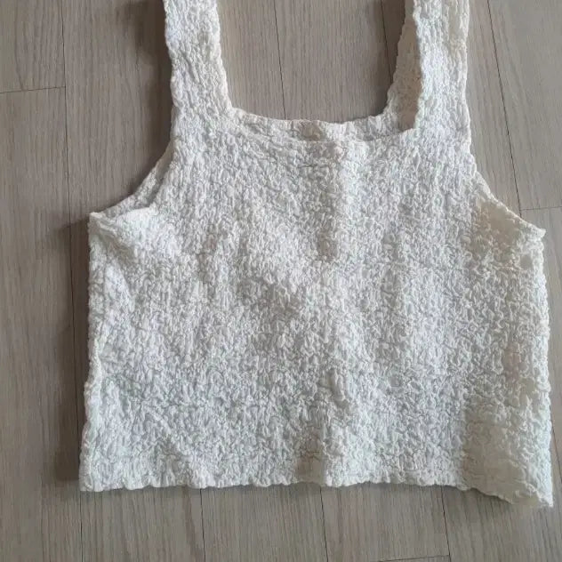 [BUNJANG] Meet Me Sleeveless Top / 미트미 나시