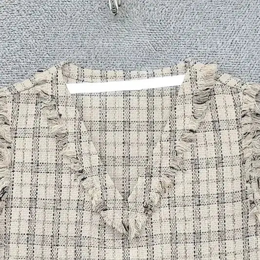 [BUNJANG] MISO Check Cream Tweed Knit Vest / 미쏘 체크 크림 트위드 니트 조끼 160/84A S