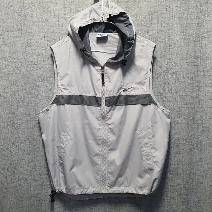 [BUNJANG] Reebok Hooded Vest Windbreaker Size 100 / 리복  바람막이 후드 조끼 베스트 100