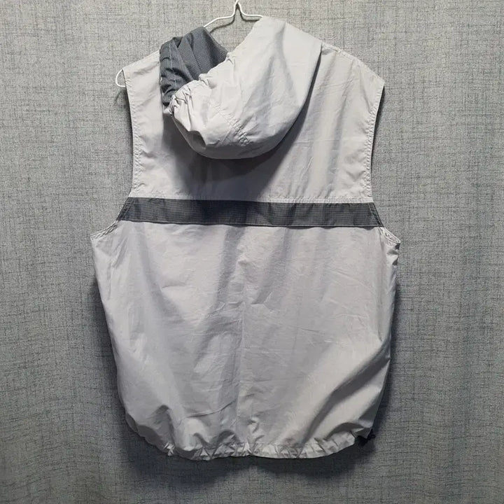 [BUNJANG] Reebok Hooded Vest Windbreaker Size 100 / 리복  바람막이 후드 조끼 베스트 100