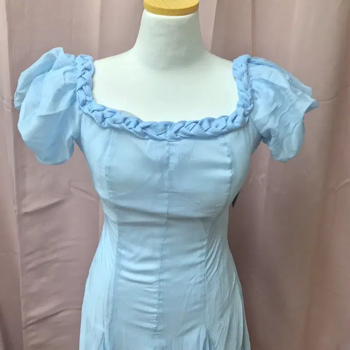 [BUNJANG] Sky Blue Puff Sleeve Square Neck Midi Dress / 하늘색 퍼프 소매 스퀘어넥 원피스