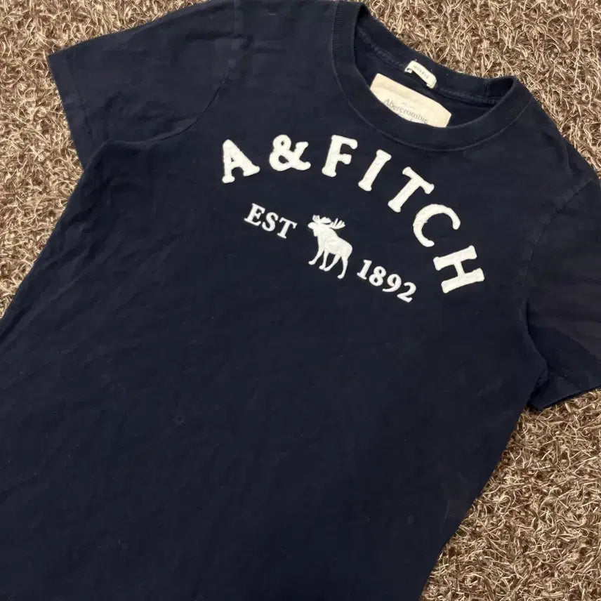 [BUNJANG] Abercrombie &amp; Fitch Logo T-Shirt / M 아베크롬비 로고 반팔 티셔츠