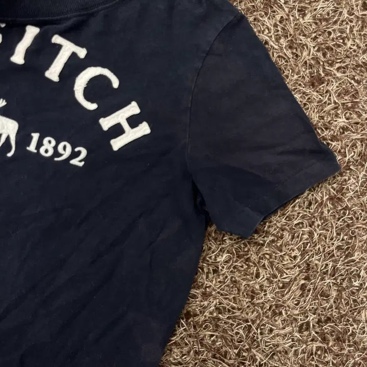 [BUNJANG] Abercrombie &amp; Fitch Logo T-Shirt / M 아베크롬비 로고 반팔 티셔츠