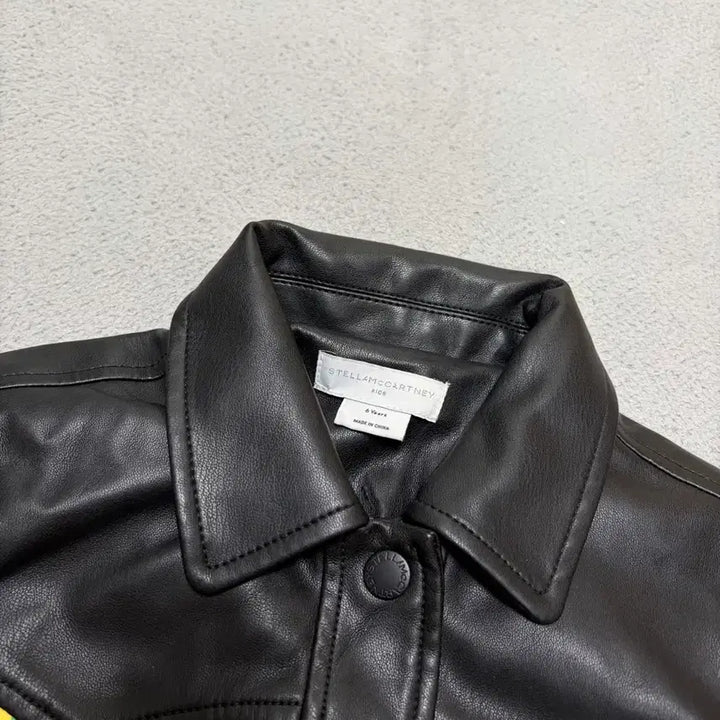 [BUNJANG] Stella McCartney Kids Leather Fringe Jacket (5-6 Years) / 스텔라맥카트니 키즈 5-6살 레더 자켓 정품