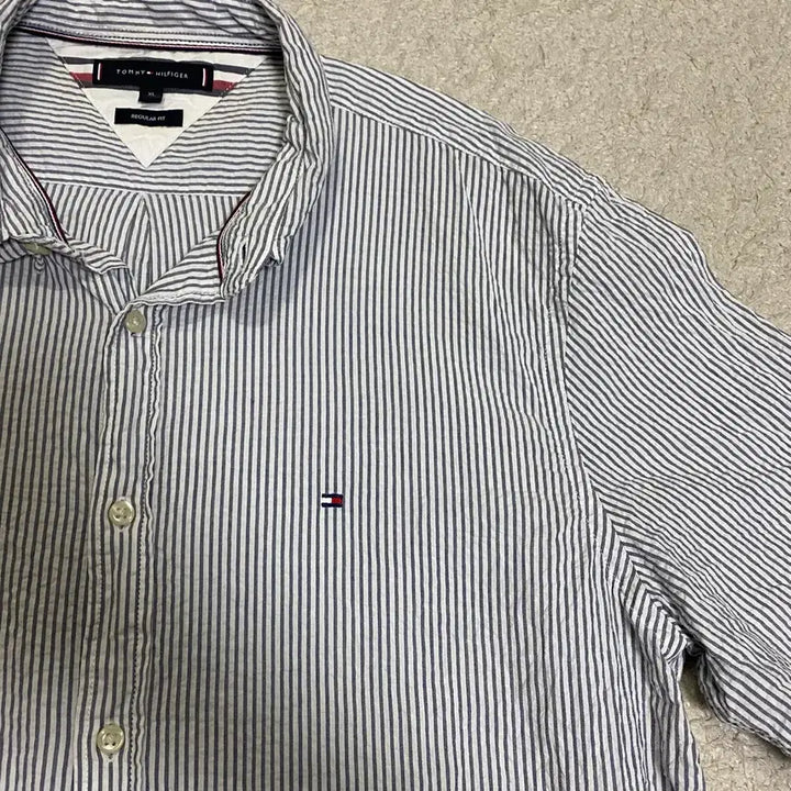 [BUNJANG] Tommy Hilfiger Striped Short Sleeve Shirt XL / 타미힐피거 스트라이프 반팔 셔츠 xl